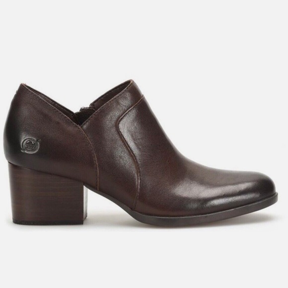NWT Born Caley Black Mid-Heeled Bootie - Size 8 - Picture 1 of 15
